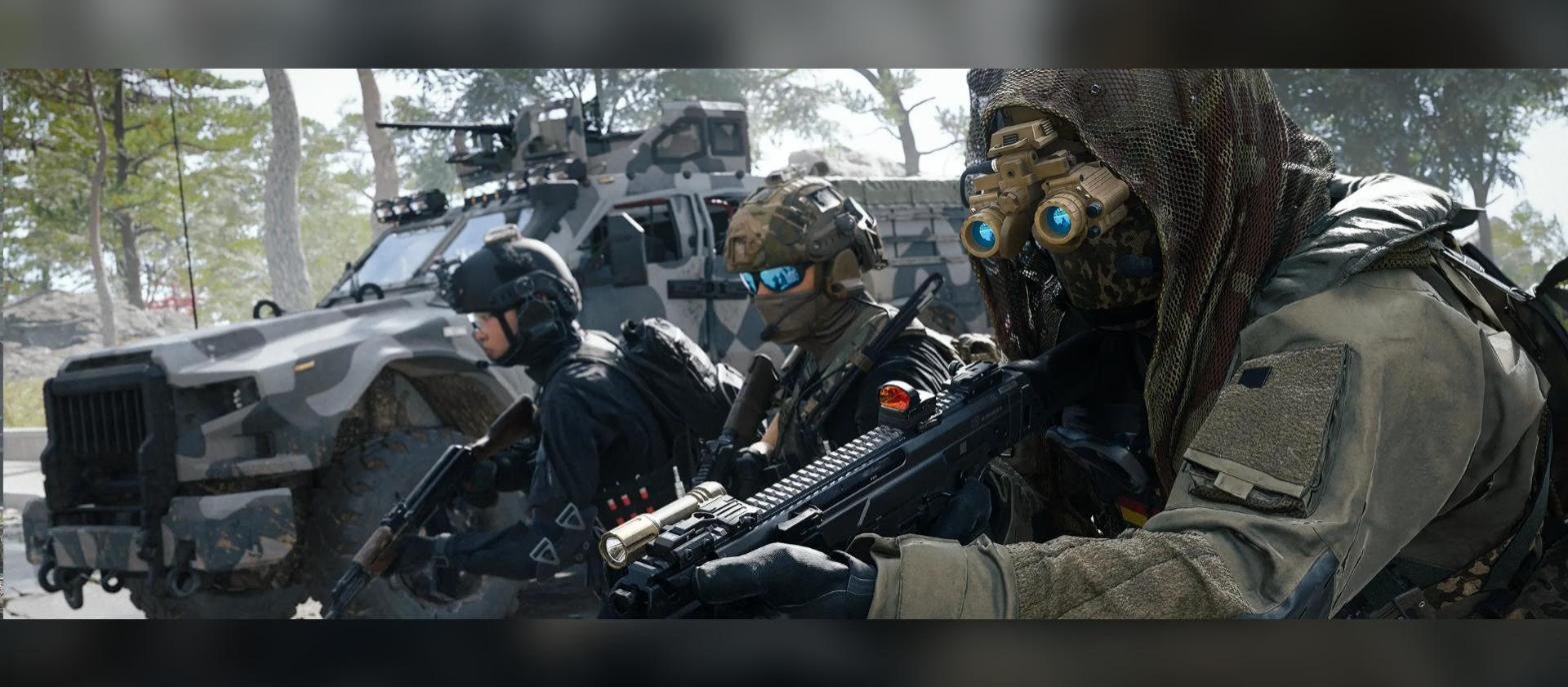 A DMZ squad deploying in Modern Warfare 4